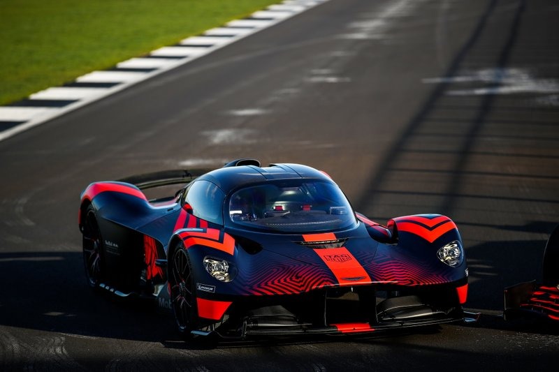 Red Bulls F1 style Hypercar