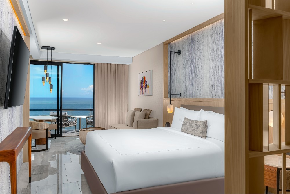 Waldrof Astoria Cancun guestroom