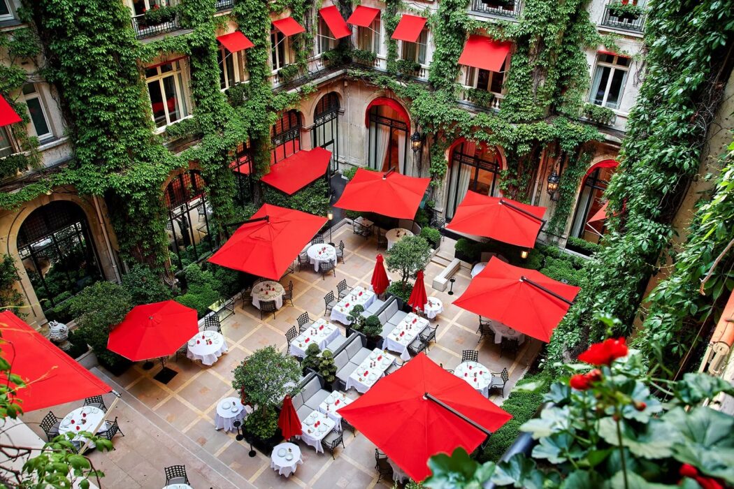 Hotel Plaza Athenee