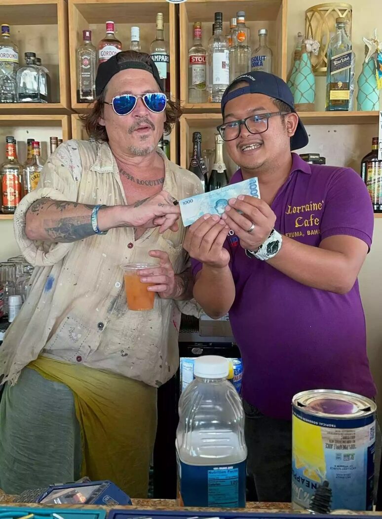 Johnny Depp in the Philippines